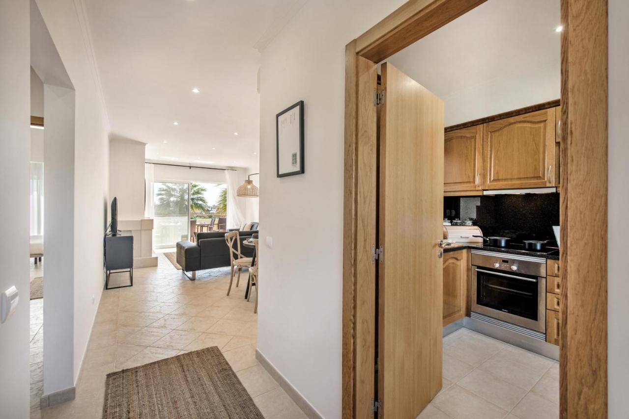 Luxurious First Floor Apartment Sleeps 4 カルヴォエイロ エクステリア 写真
