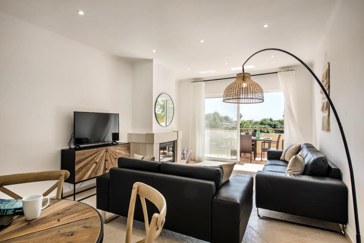 Luxurious First Floor Apartment Sleeps 4 カルヴォエイロ エクステリア 写真